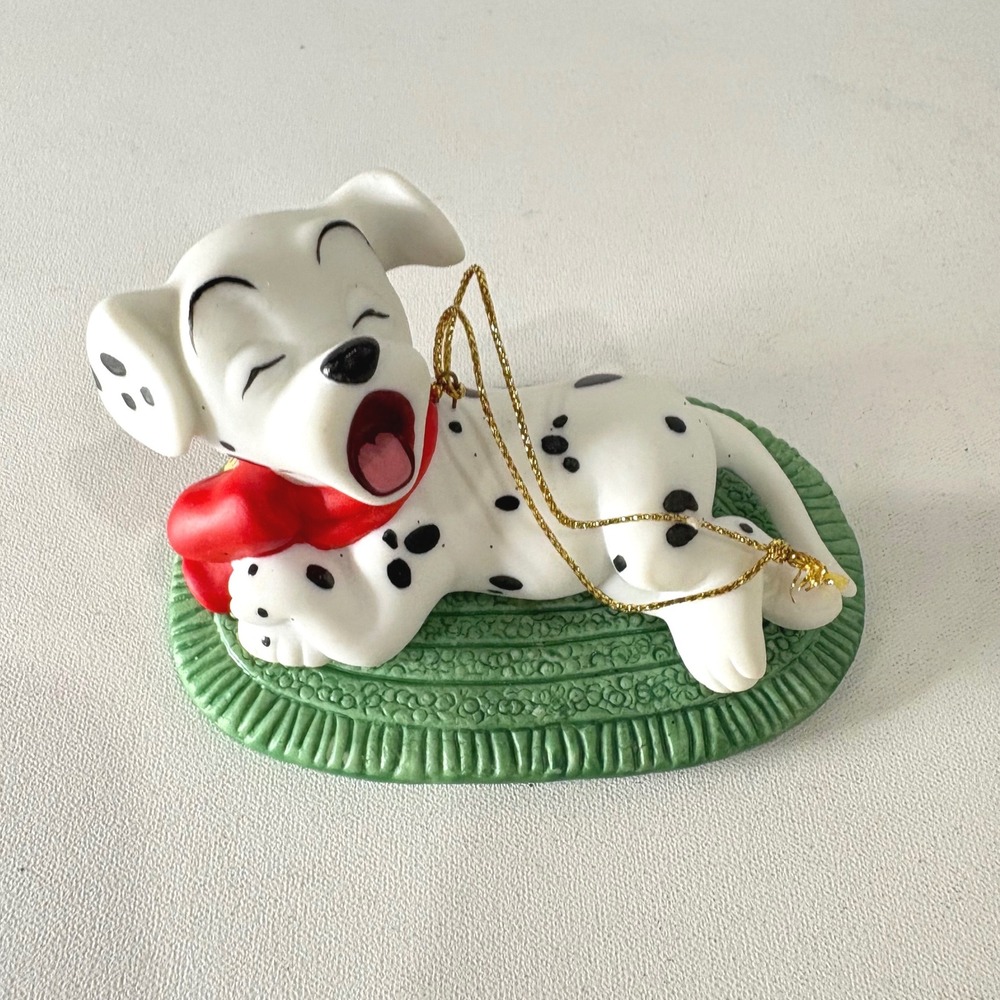 Disney 101 Dalmatians Yawning Puppy Christmas Ornament Vintage 1998 Holiday Rug